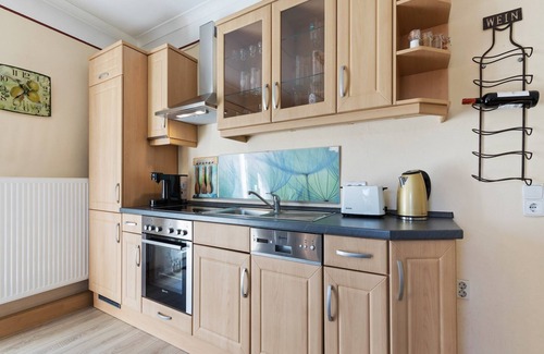 Gingst Apartment | Stylish Garden Apartment in Gingst with Ocean View
