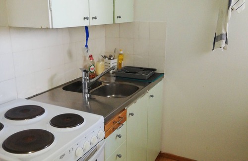 Alppiharju Apartment | Modern Apartment in Hip Kalio, Steps from City Centre