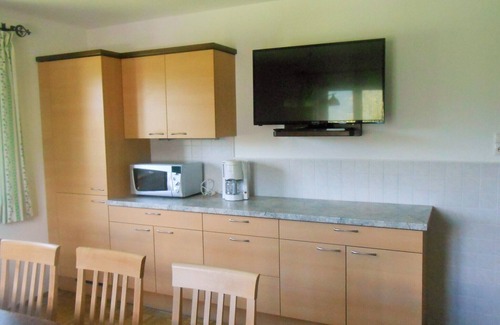 Huettau Apartment | Cozy Apartment in Hüttau: Ideal for Ski Lovers and Families