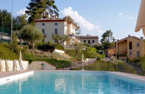 Bargni House | Historic Villa Apartment with Pool and Tennis Access