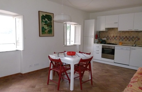 Porto Azzurro Apartment | Pet-Friendly Oceanfront Apartment with Spa & Hot Tub