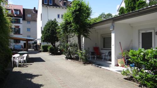 Darmstadt Apartment | Cozy Apartment Near City Center with Spa & Hot Tub