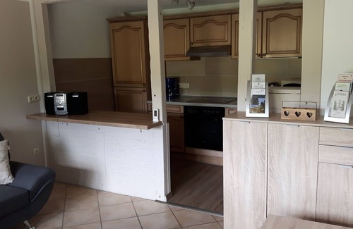 Silberg Apartment | Nature Retreat: Apartment in Kirchhundem with Pool & Breakfast