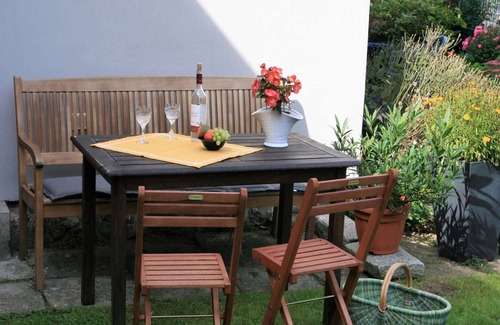 Kluetz Apartment | Cozy Oceanfront Flat with Breakfast in Klütz