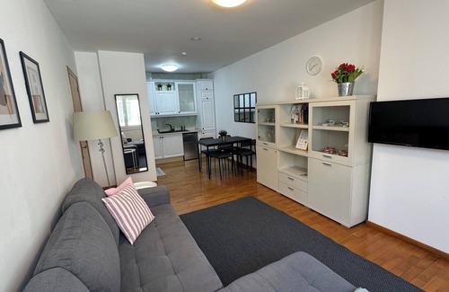 La Coruna House | Central Apartment in La Barrera with Pool and Ocean View