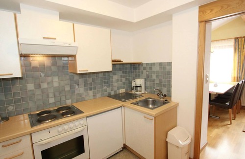 Huben Apartment | Cozy Langenfeld Apartment with Sauna and Spa Amenities
