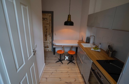Linden-Nord Apartment | Family-Friendly Apartment in Linden with Kitchen Access