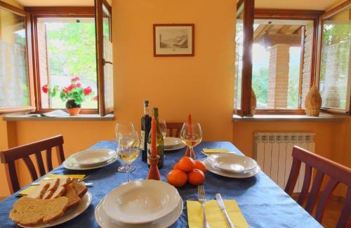 Apecchio House | Pet-Friendly Getaway at Belvilla by OYO Sorgo