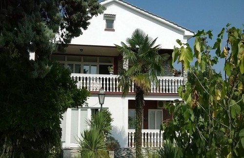 Trinajstici Apartment | Apartment in Matulji with Scenic Roof Terrace