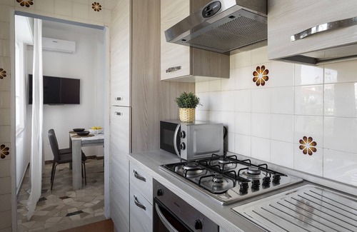 Miramare Apartment | Cozy Apartment in Miramare di Rimini, Steps from the Sea