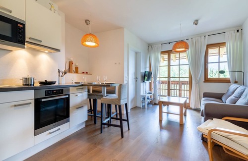Mittersill Apartment | Cozy Apartment Steps from Ski Area in Mittersill