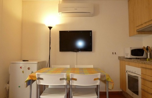 Barrio de la Vega Apartment | Cozy Apartment in Monachil Pueblo, Granada for Families