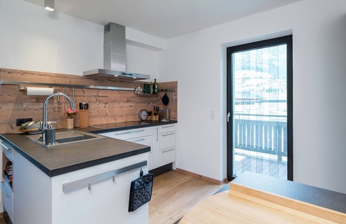 Niedernsill Apartment | Top Rated Apartment near Ski Area with Pet-Friendly Amenities