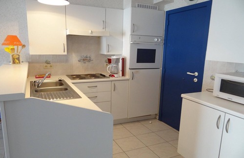 Nieuwpoort-Bad Apartment | Central Location at Princess III: Pet Friendly & Ocean View