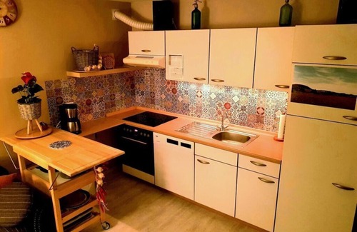 Ehrenberg Apartment | Family-Friendly Apartment in Olsberg with Kitchen & Breakfast