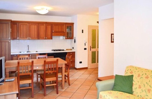 Pellizzano Apartment | Apartment in Pellizzano with heating