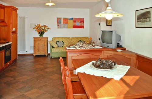 Pellizzano Apartment | Cozy Pellizzano Apartment with Breakfast & Sauna Access