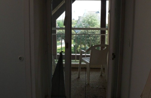 Arzon Apartment | Seaside Apartment at Pierre&Vacances, Pet-Friendly Stay