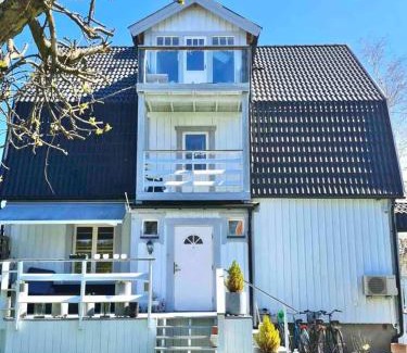 Vasteras Municipality Apartment | Cozy Apartment in Private Villa - Pet and Child Friendly