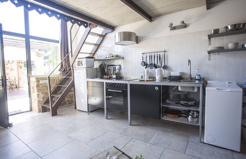 Grans Other | Experience a Poolside Getaway in Provençal Farmhouse