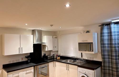 Inchmarlo Apartment | Family-Friendly Apartment in Queens Court, Banchory - Rated 9.3