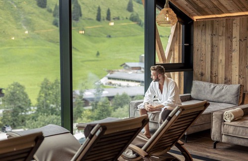 Rauris Apartment | Apartment in Rauris with balcony