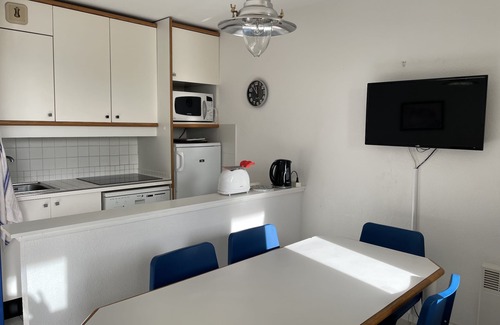 Cap Esterel Apartment | Beautiful Apartment with Pool and Oceanfront Views