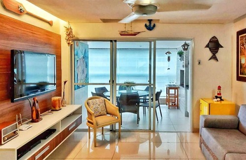 Riviera de Sao Lourenco Apartment | Oceanfront Apartment Near Beach with Spa & Pool Access