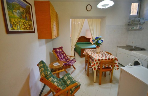 Rio House | Belvilla by OYO: Inviting Holiday Home with Terrace Awaits