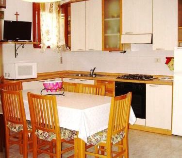 Rosolina Mare Apartment | Pet-Friendly Apartment in Rosolina Mare – 8/10 Rated Stay