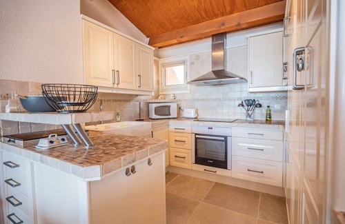 Sainte-Maxime Apartment | Elegant Apartment in Sainte-Maxime with Oceanfront Views
