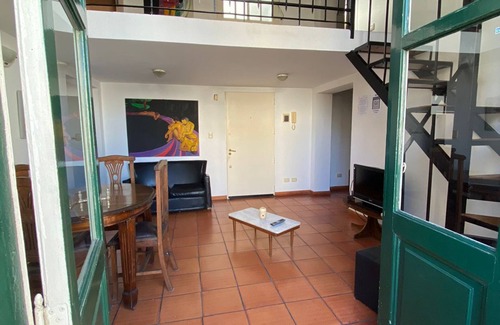 Buenos Aires Central Business District Apartment | Cozy Apartment in San Telmo with Spa and Pet-Friendly Options