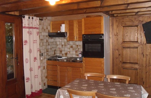 Bernex Apartment | Cozy Apartment for 4 in Scenic Savoyard Chalet