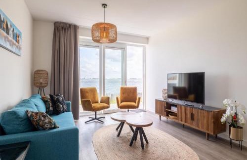 Sint-Annaland Apartment | Inviting Apartment Overlooking Oosterschelde National Park