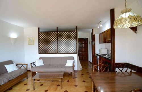 L'Estartit Apartment | Apartment in Spain near Sandy Beach