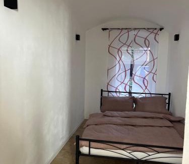 Oelsnitz House | Convenient Apartment in Stadtzentrum Oelsnitz - Pet Friendly