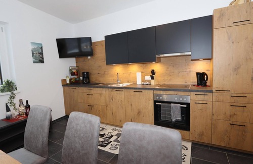 Kappl Apartment | Cozy Apartment Near Ski Lift with Breakfast & Kitchen Access