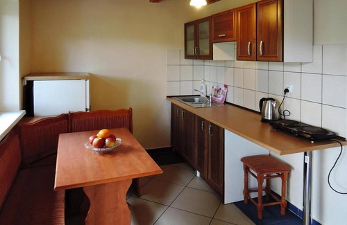 West Pomeranian Voivodeship House | Lakefront Retreat in Szczecin with Terrace & Pet-Friendly