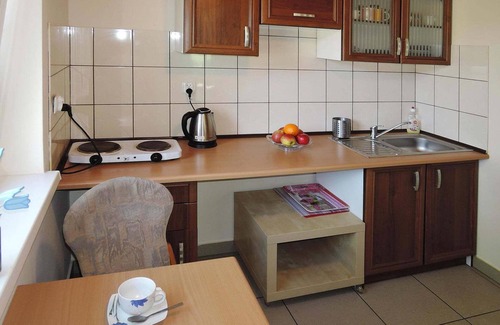 West Pomeranian Voivodeship House | Lakefront Retreat in Szczecin with Terrace & Pet-Friendly