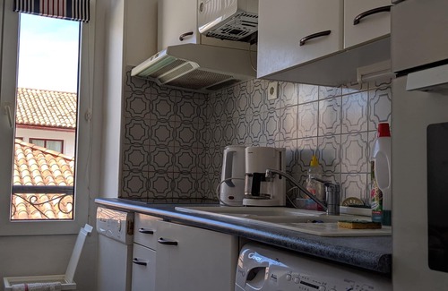 Saint-Jean-de-Luz City Center Apartment | Historic Center Apartment with Ocean View and Pool