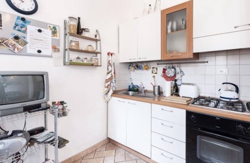 Oltrarno Apartment | Stylish Apartment in Central Florence with Spa & Breakfast