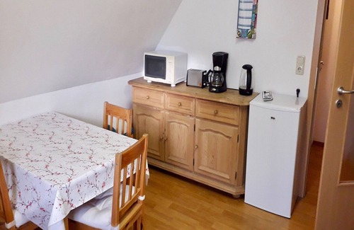 Arzberg Apartment | Cozy Apartment in the Fichtelgebirge Mountains - Pet Friendly