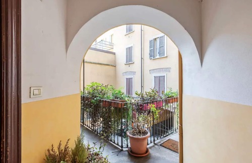 Guastalla House | Modern Apartment in Central Milan near Piazza 5 Giornate