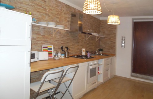 Picanello-Ognina-Barriera-Canalicchio Apartment | Historic Center Apartment with Breakfast & Family Amenities