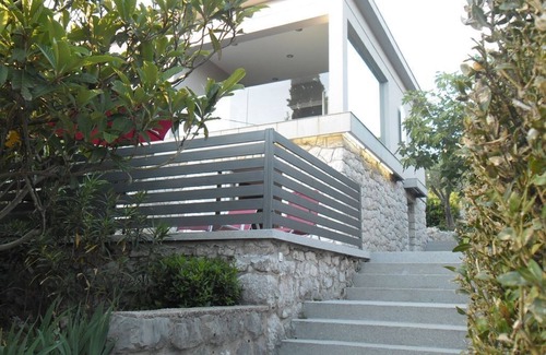 Crikvenica Apartment | Peaceful Apartment with Garden, Just Minutes from the Beach