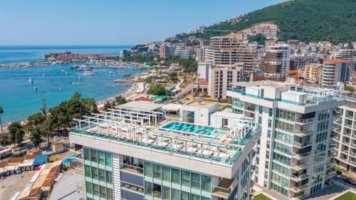 Budva Apartment | Beachfront Apartment in Premier Hotel with Ocean Views