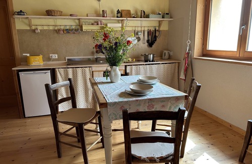 Barchi Apartment | Unwind at Valle delle Rose: Oceanfront Bliss with Pool