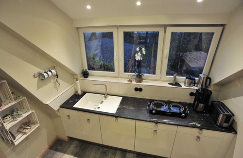 Vogelsang-Warsin Apartment | Cozy Apartment in the Old Captain's House with Ocean View