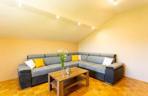 Zalec Apartment | Apartment in the Village