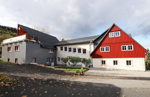 Waltersdorf Condo | Family-Friendly Apartment with Rooftop Lounge & Sauna